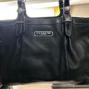 Coach gallery signature black purse